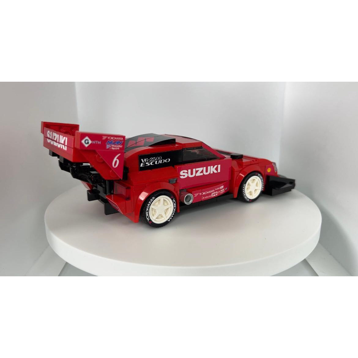 MOC-157989 Suzuki Escudo 'Pikes Peak' de 1998